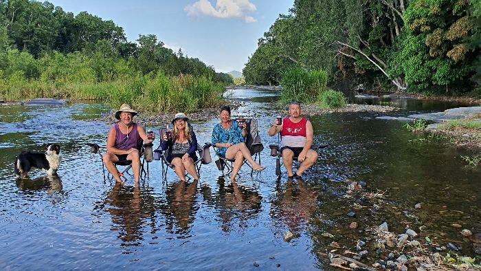 Neem Hall Finch Hatton Happy Hour