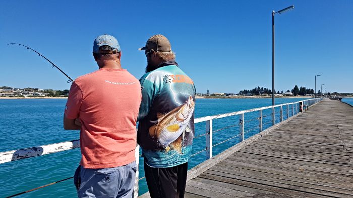 Fishing off the jetty which is just 400m from the Beachport Caravan Park
