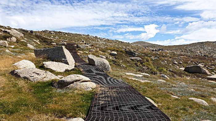 Formed pathways and stairs on the climb up Mount Kosciuszko